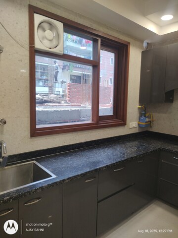 Furnished Amenities in 2 BHK Builder Floor at Mehrauli – for Rent