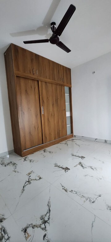 Room in 3 BHK Builder Floor at Iti Layout – for Rent