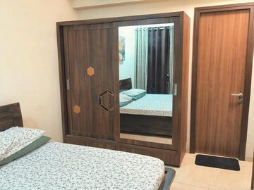 Bedroom in 1 BHK Apartment at Andheri West – for Rent