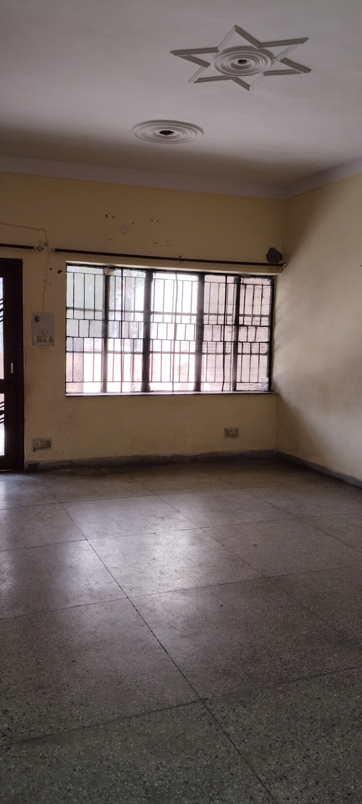 Room, b block shastri nagar 2 Bedroom 1200 Sq.Ft. Builder Floor In B Block Shastri Nagar Ghaziabad 9082101