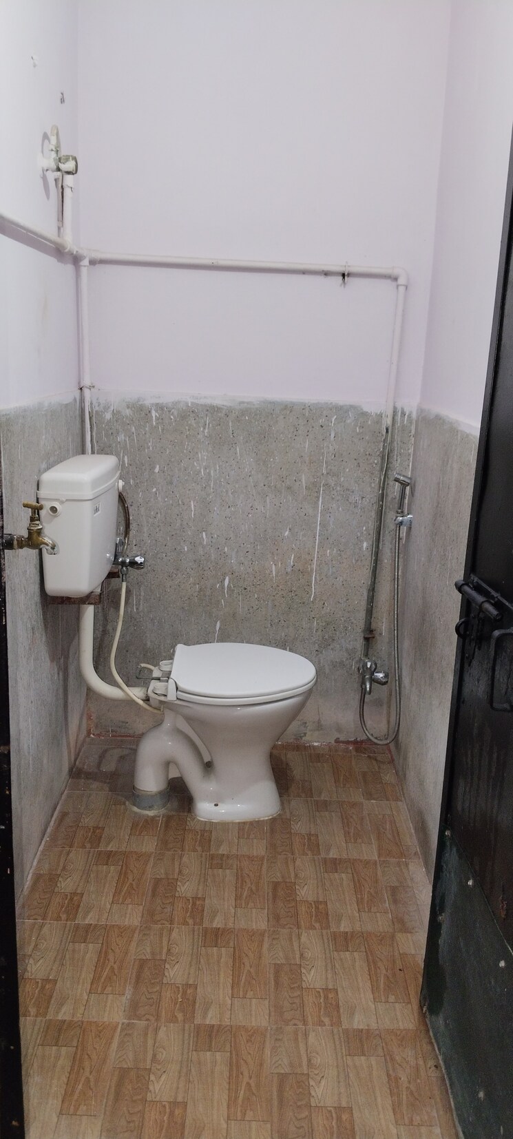Bathroom, b block shastri nagar 2 Bedroom 1200 Sq.Ft. Builder Floor In B Block Shastri Nagar Ghaziabad 9082101