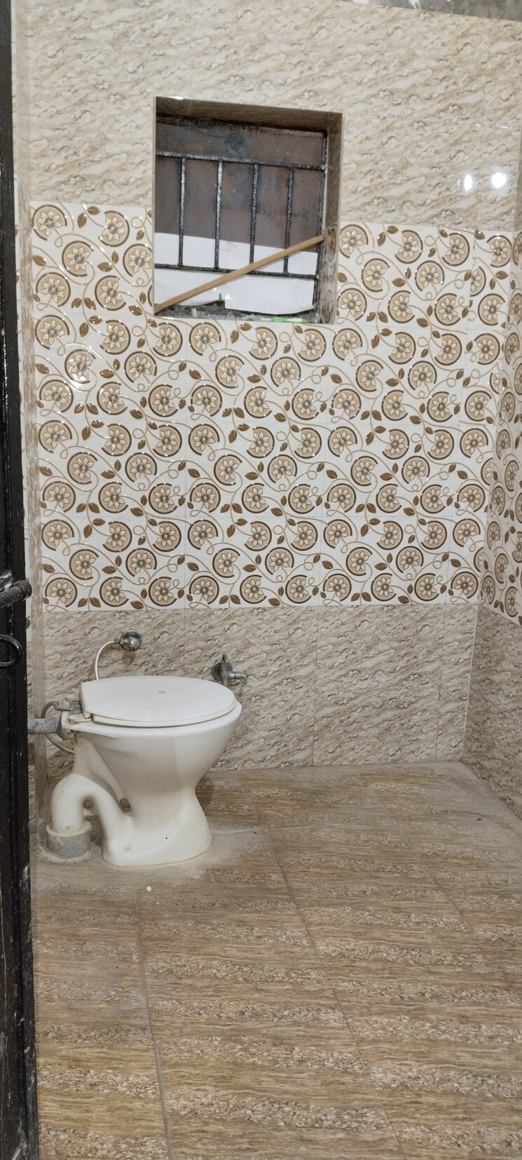 Bathroom, b block shastri nagar 2 Bedroom 1200 Sq.Ft. Builder Floor In B Block Shastri Nagar Ghaziabad 9082101