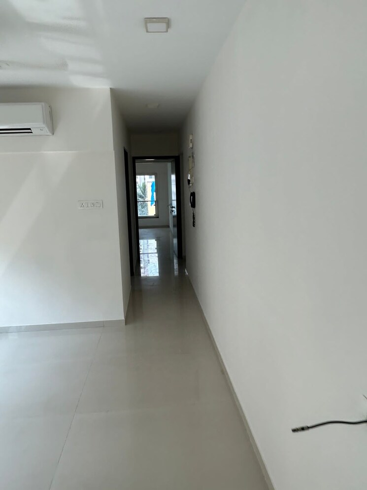 Room, sea-garden-view 3 Bedroom 1031 Sq.Ft. Apartment In Santacruz West Mumbai 9082106