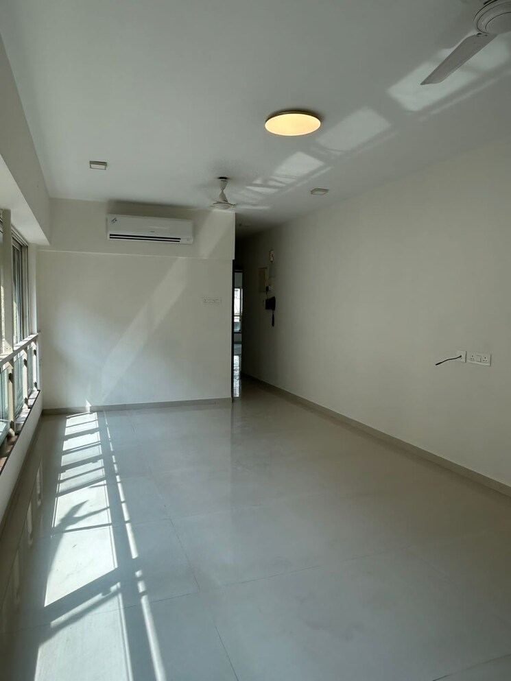 Room, sea-garden-view 3 Bedroom 1031 Sq.Ft. Apartment In Santacruz West Mumbai 9082106