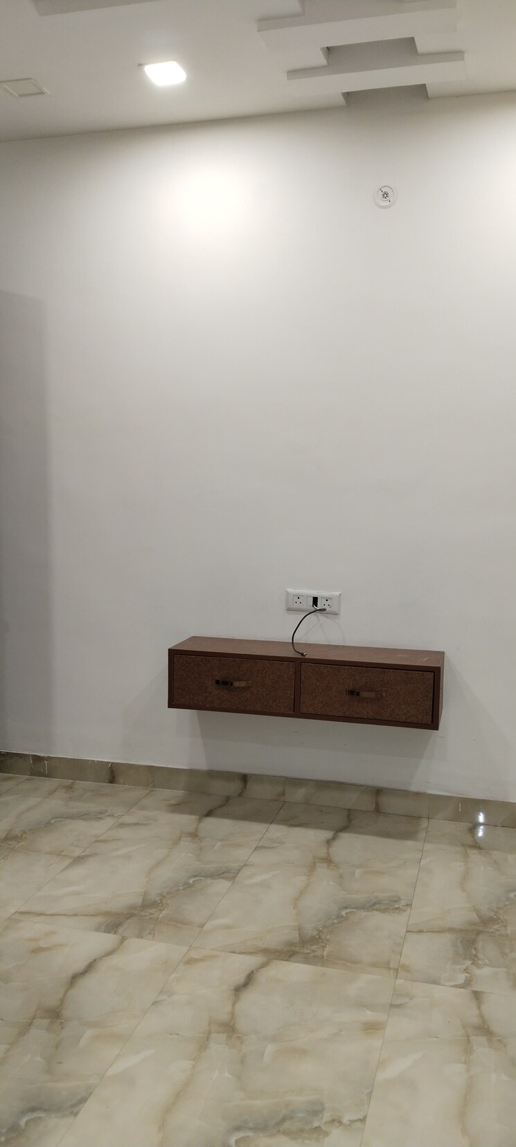 undefined, kavi nagar block h 3.5 Bedroom 1800 Sq.Ft. Builder Floor In Kavi Nagar Block H Ghaziabad 9082112