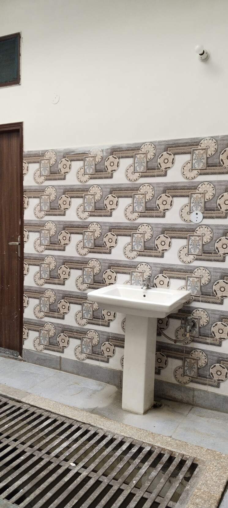 Floor Plan, a block shastri nagar 3.5 Bedroom 3000 Sq.Ft. Builder Floor In A Block Shastri Nagar Ghaziabad 9082125