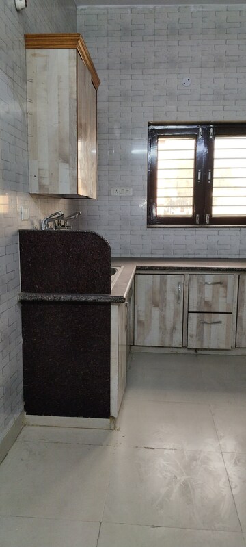 Bathroom in 3.5 BHK Builder Floor at A Block Shastri Nagar – for Rent