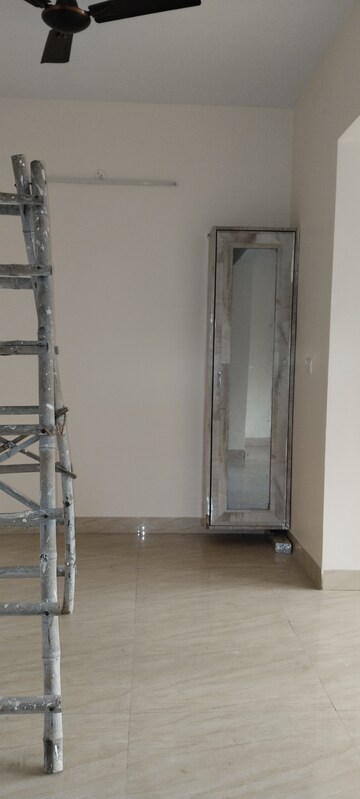 Staircase in 3.5 BHK Builder Floor at A Block Shastri Nagar – for Rent