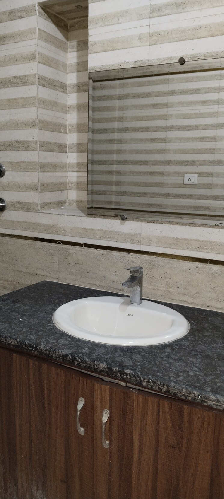 Bathroom, a block shastri nagar 3.5 Bedroom 3000 Sq.Ft. Builder Floor In A Block Shastri Nagar Ghaziabad 9082125