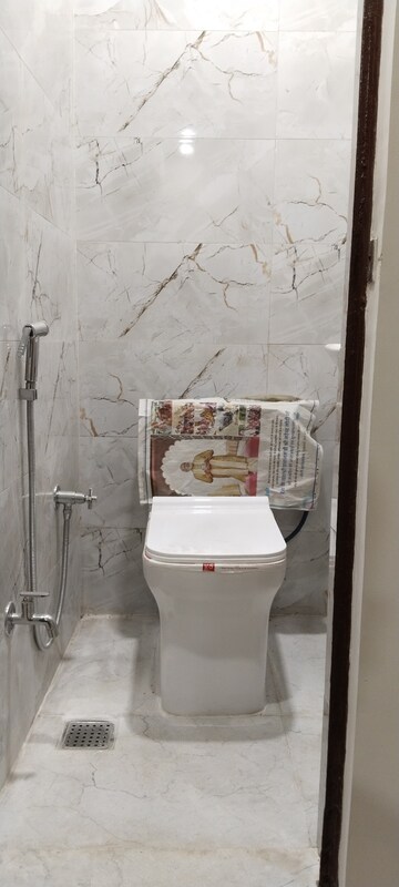 Bathroom in 2.5 BHK Builder Floor at G Block Shastri Nagar – for Rent
