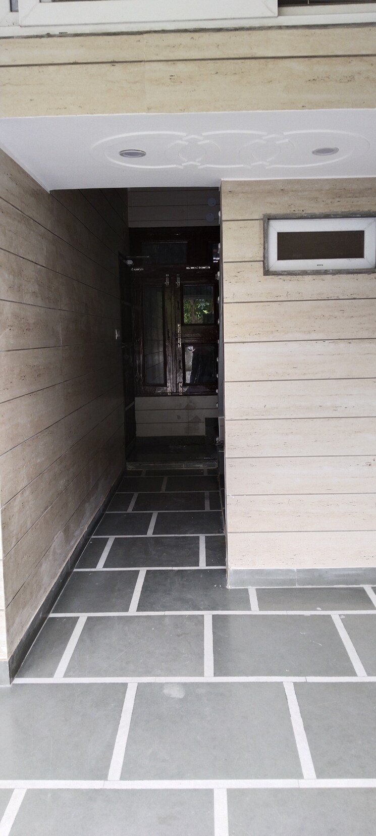 Balcony, g block shastri nagar 2.5 Bedroom 1200 Sq.Ft. Builder Floor In G Block Shastri Nagar Ghaziabad 9082133