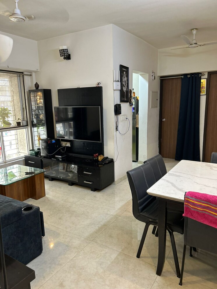 Team Area, lodha-amara 1 Bedroom 472 Sq.Ft. Apartment In Kolshet Road Thane 9082136