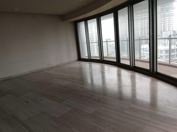 Room in 3 BHK Apartment at Lodha The World Towers World One Tier 2, Worli – for Rent