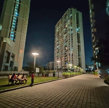 2.5 BHK Apartment – Garden View at The Wadhwa Platina, Kolshet Road - for Rent