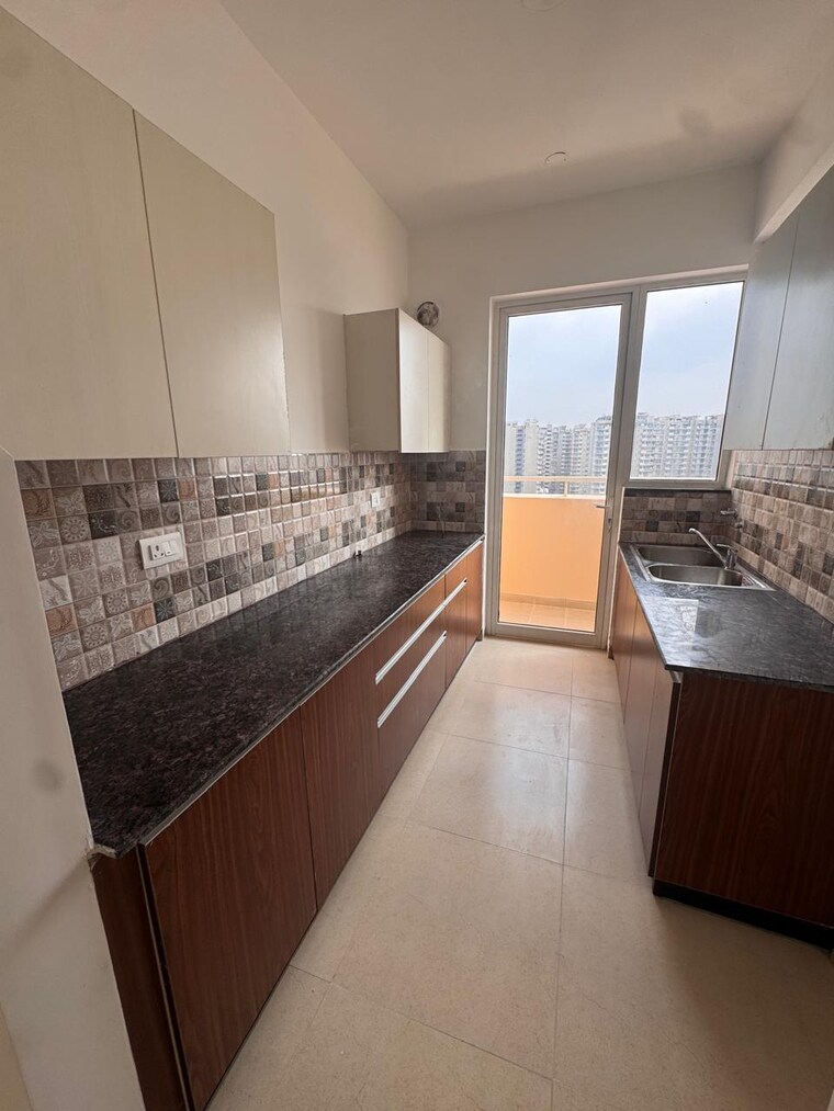 Kitchen, sushma-grande-nxt 3 Bedroom 1475 Sq.Ft. Apartment In Lohgarh Zirakpur 9082204