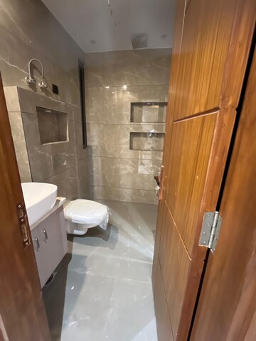 Attached Bathroom in 3 BHK Apartment at Sunder Apartment, Paschim Vihar – for Rent