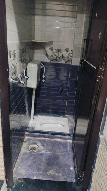 Bathroom in 2 BHK Independent House at Indira Nagar – for Rent