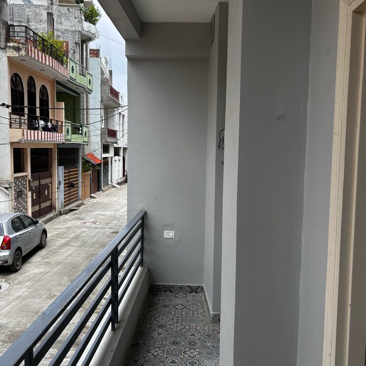 Balcony, sunderpur 2 Bedroom 1000 Sq.Ft. Apartment In Sunderpur Varanasi 9082263