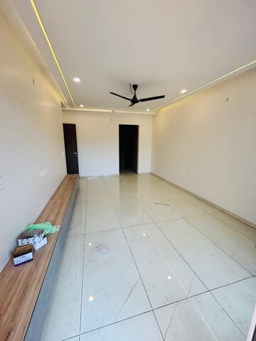 Kitchen in 4 BHK Apartment at Rishita Manhattan, Gomti Nagar – for Rent