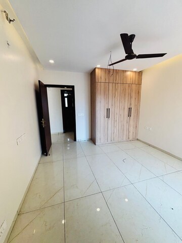 Building Lobby in 4 BHK Apartment at Rishita Manhattan, Gomti Nagar – for Rent