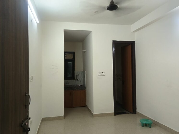 Room, saket 1 RK 450 Sq.Ft. Builder Floor In Saket Delhi 9082293
