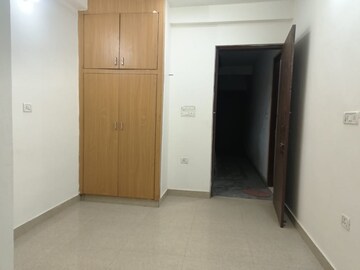 Room in 1 RK Builder Floor at Saket – for Rent