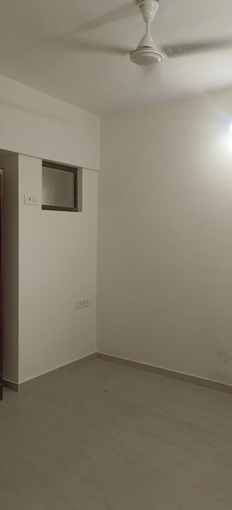 Room, ekta-parks-ville Commercial Shop 250 Sq.Ft. In Virar West Palghar 9082300