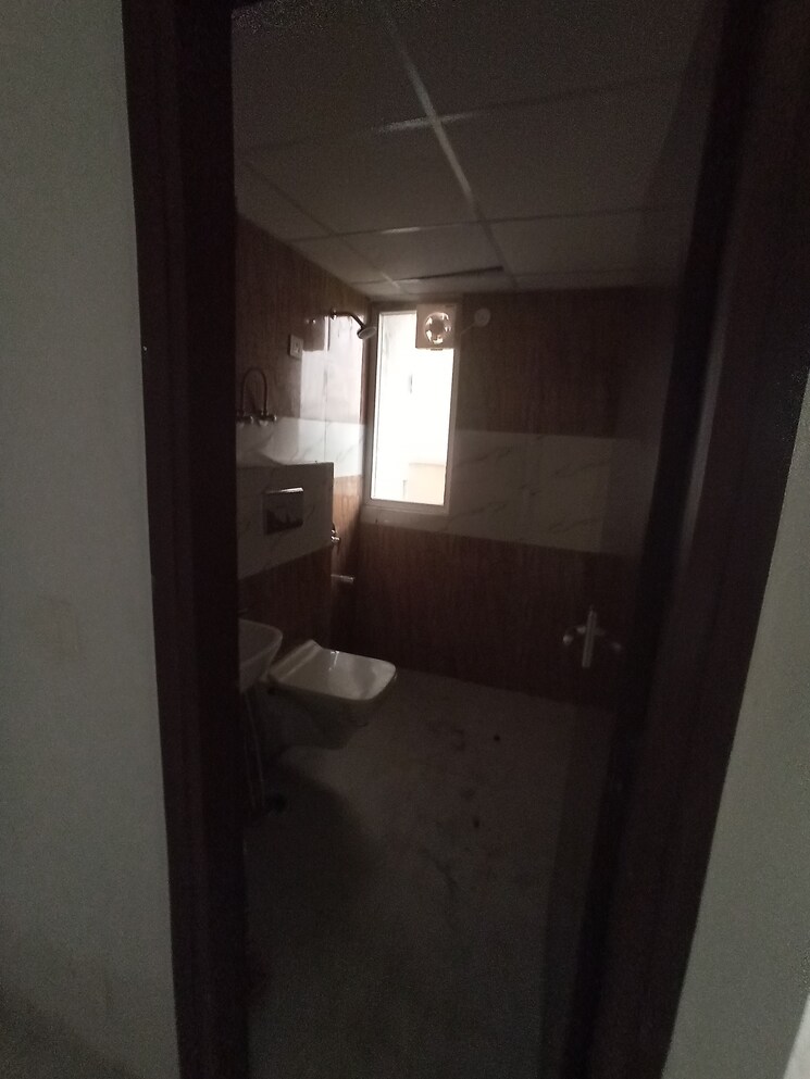  Parking, unnati-fortune-the-aranya 3 Bedroom 1575 Sq.Ft. Apartment In Sector 119 Noida 9082342