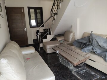 2.5 BHK Independent House For Sale in Crossing Republik, Crossing Republic