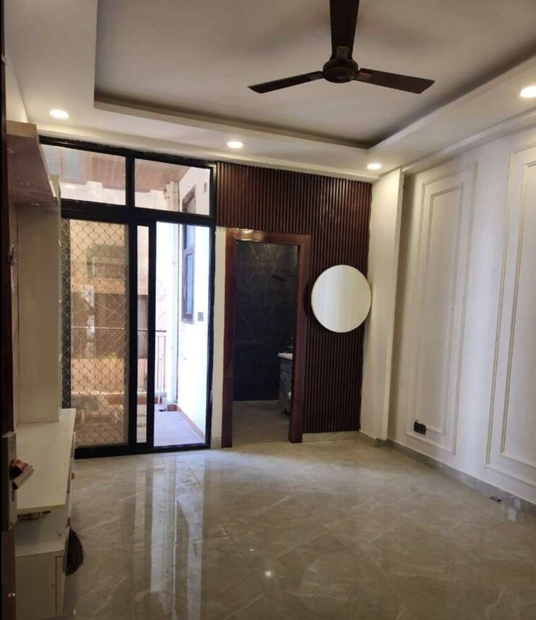 Bedroom, sector 16b 3 Bedroom 1700 Sq.Ft. Builder Floor In Sector 16b Noida 9082361