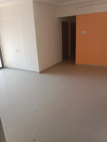 Room in 2 BHK Apartment at Navkar City, Naigaon East – for Rent