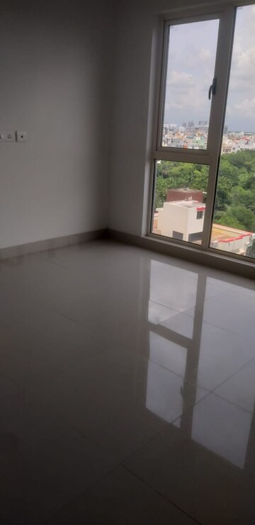 Room in 4 BHK Apartment at PS One 10, New Town – for Sale