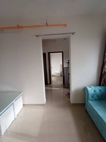 Room in 1 BHK Apartment at Satellite Garden, Goregaon East – for Rent