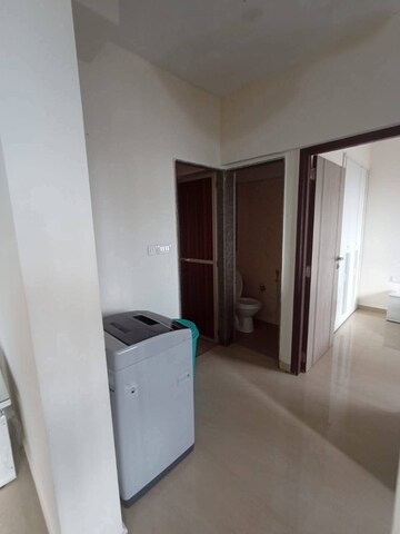 Room in 1 BHK Apartment at Satellite Garden, Goregaon East – for Rent