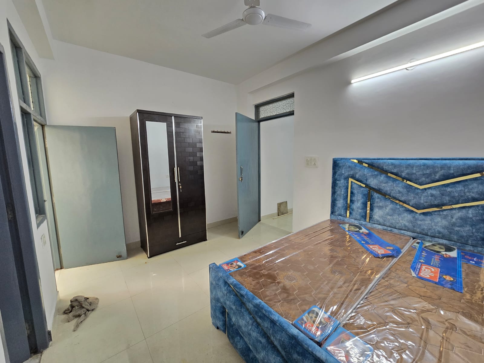 1 BHK Builder Floor For Rent in Freedom Fighters Enclave