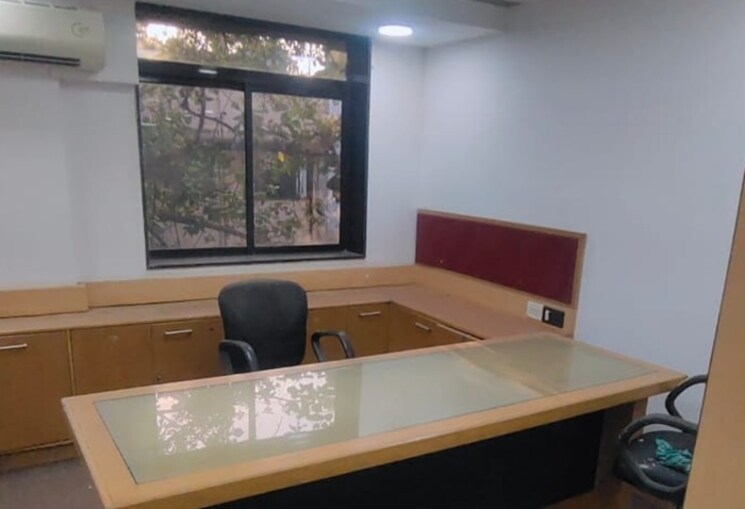 Bedroom, pinnacle-business-park Commercial Office Space 2200 Sq.Ft. In Andheri East Mumbai 9082449