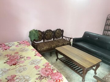 Room in 1 BHK Independent House at Sector 68 – for Rent