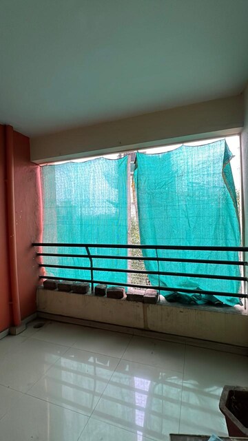 Room in 2 BHK Apartment at G K Dwarka Queens Park, Pimple Saudagar – for Rent