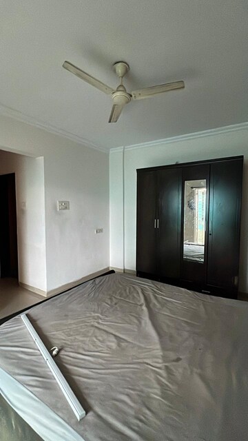 Room in 2 BHK Apartment at G K Dwarka Queens Park, Pimple Saudagar – for Rent