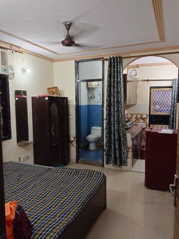 Studio Builder Floor For Rent in Lajpat Nagar 4
