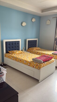 4 BHK + Servant Room Apartment For Sale in Jawahar Nagar