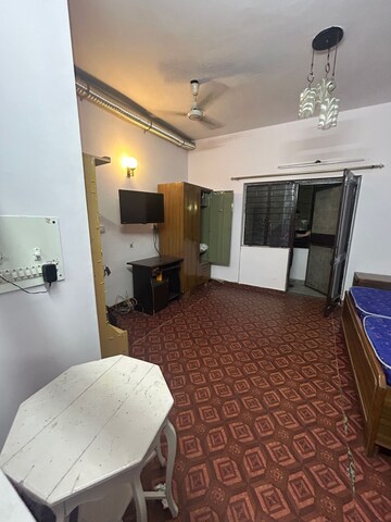Bedroom in 1 BHK Builder Floor at Veera Safdarjung Enclave, Safdarjung Enclave – for Rent