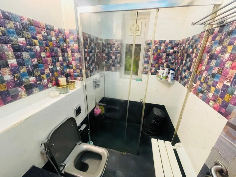 Team Area, db-woods 3 Bedroom 1300 Sq.Ft. Apartment In Goregaon East Mumbai 9082575