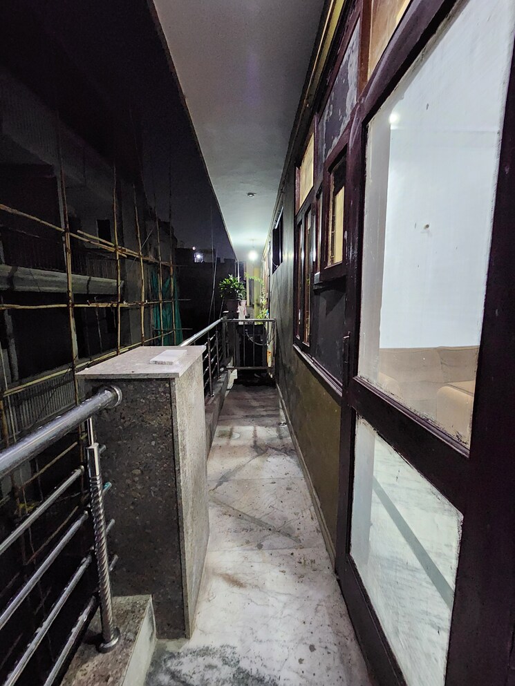 undefined, chattarpur 2 Bedroom 700 Sq.Ft. Builder Floor In Chattarpur Delhi 9082586