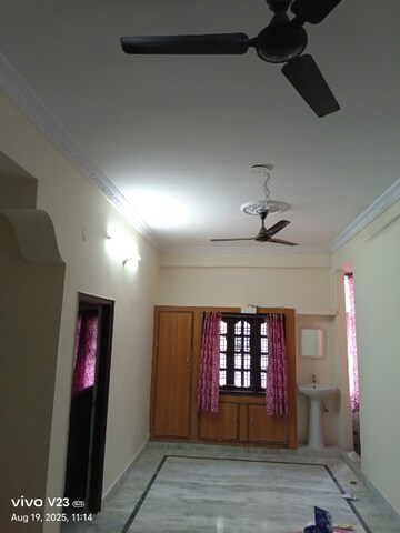 Living Room in 3 BHK Apartment at Kondapur – for Rent