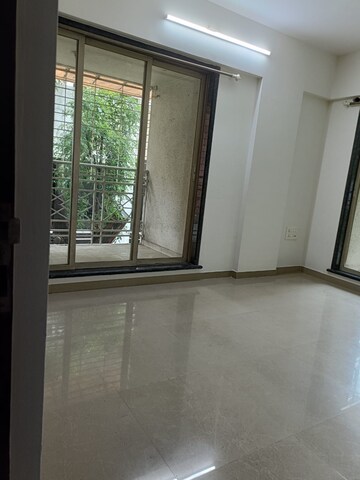 Room in 3 BHK Apartment at Emerald Heights, Chembur – for Rent