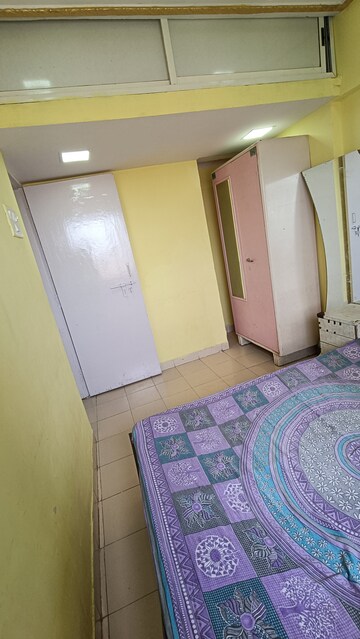 Bedroom in 2.5 BHK Apartment at Govandi East – for Rent