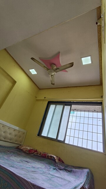 Bedroom in 2.5 BHK Apartment at Govandi East – for Rent