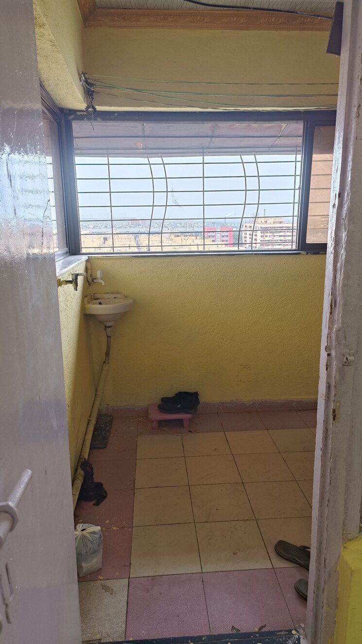 Other, govandi east 2.5 Bedroom 370 Sq.Ft. Apartment In Govandi East Mumbai 9082593