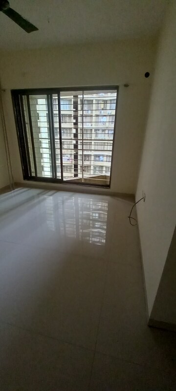 2 BHK Apartment For Rent in Acme Ozone, Manpada